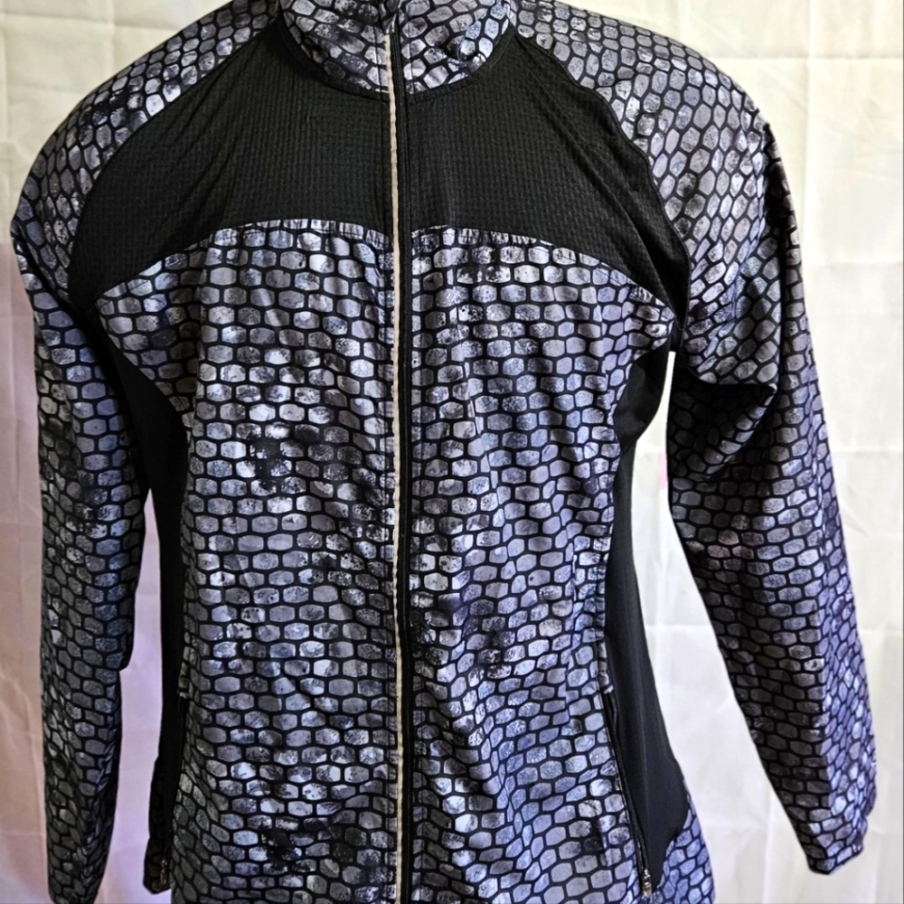 Champion Grey and Black Windbreaker Size XXL